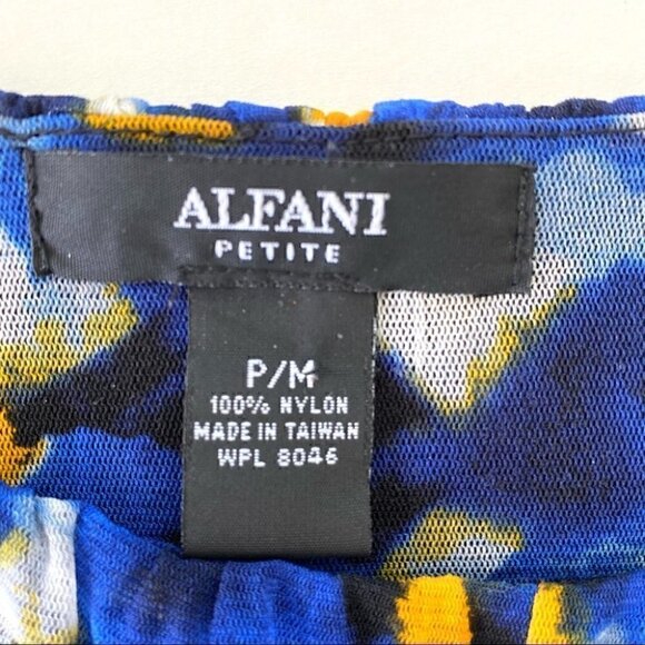 Alfani stretch ruched top with crew neck and  3/4 length sleeves, petite size - Picture 9 of 10